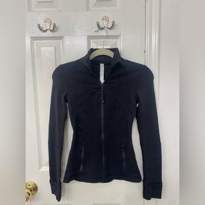 Lululemon Define Jacket *Luon- size 0, black